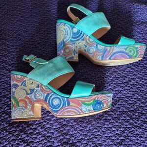 Vintage. "Sacha London" Platform Shoes. size 7. Heels are 4".  Hand made.